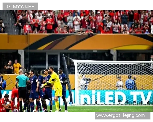 拜仁轮换战略受质疑，他的调整是否正在影响球队体现？